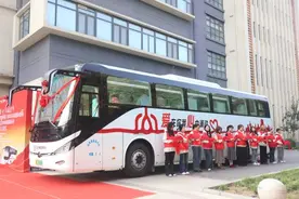 齐鲁工业大学（山东省科学院）2024年无偿献血活动暨山东省血液中心新能源智慧化采血车启用仪式举行图片
