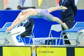 亚洲纪录保持者、19岁上海姑娘唐钱婷晋级200米蛙泳决赛图片