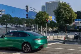 助力金色中环发展带建设，这条南北向道路通车啦丨项目新进展图片