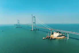 深中通道主线贯通 多家在汉央企参建图片