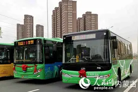 呼和浩特：20路、32路、97路公交毫沁营板块通车图片