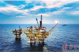 南海西部油田    油气开发再添重器图片