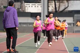 新华全媒+丨北京推行“体育八条” 打造“能出汗的体育课”图片
