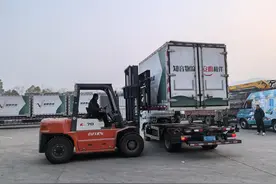 贴心服务，满载幸福到家门图片