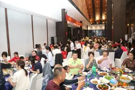 【北京时间】黔味飘香暖琼岛！北京贵州商会老乡共聚传递家乡味图片