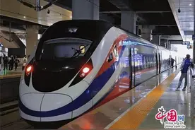 中老铁路：联通双国，共筑发展新亮点(图)图片