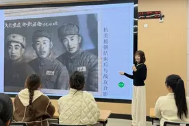 在爷爷奶奶的故事里找“课本”图片