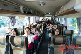 黄茅海上“黄金通道”！大湾区居民坐着“头车”大巴打卡超级工程图片