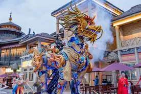 “湘”约五一·城会玩⑭|龙出没，方特双园让快乐翻倍图片