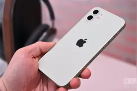 神了！iPhone 12在河中浸泡3个月后还能正常使用图片