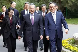 中韩外长会谈释放政治信号！韩媒：赵兑烈7次提到“合作”，强调发展关系的意愿图片