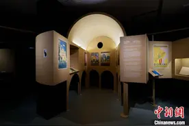 20世纪早期西班牙旅行海报在上海塞万提斯学院展出图片