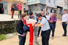 海峡阻隔不了血脉亲情 七旬台胞姐妹回赣寻亲图片