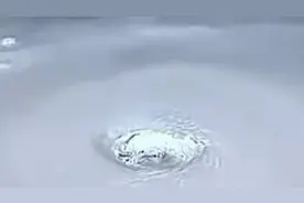 空间站拍到桦加沙台风眼 压迫感十足