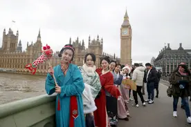 “新中式”风潮彰显中国文化自信图片