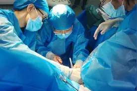 济南嘉乐生殖医院成功实施经阴道宫颈环扎术，守护母婴安全图片