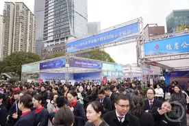 2025春交会首日：“小阳春”行情显现，有楼盘加推3次图片