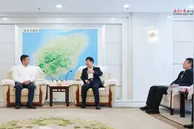 刘小明会见北京聚智合众科技有限公司客人图片