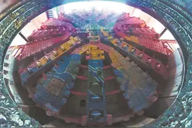 “羊城号”盾构机在广花城际始发图片