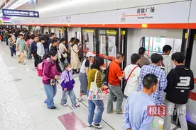 武汉高品质建设持续增强综合承载力，500公里地铁5条高速改建便捷出行图片