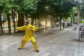 云迹青年｜盘龙江边的那些老人们图片