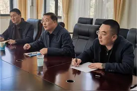 省林草局党组成员、副局长陈建伟一行拜会中国工程院院士刘世荣图片