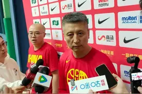 中国男篮15人出征亚洲杯预选赛 郭士强带上6名后卫图片