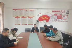 福泉仙桥：凝聚人大力量助推民族地区高质量发展图片