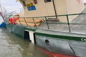 各地动态｜澳门水域一渔船搁浅4人遇险，粤澳多部门联手成功救援图片