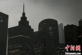 广州遭遇暴雨 启动多个应急响应图片