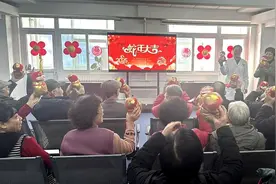 济南医院职业病科向住院患者送上节日祝福图片