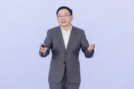 入局高阶智驾，星纪元ES增程版预售16.28万元起图片