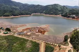 广东应急救援队伍持续奋战 千里驰援湖南洞庭湖排涝抢险图片