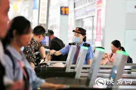 五一小长假西安铁路运输正式拉开帷幕图片