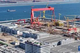 我国首个海洋油气装备制造“智能工厂”全面投产图片