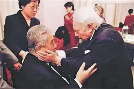不协和中的交响图片