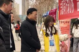宝鸡文理学院开展2025年“一院一主题”学雷锋志愿服务展示活动图片