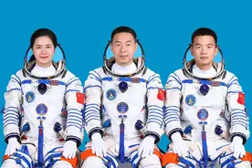 神舟十九号航天员乘组简历公布 两名“90后”图片