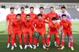多打一人仍输球！中国国奥惜败于日本国奥图片