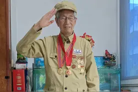 我家有老兵·抗美援朝特辑丨残疾的左手是爷爷的“军功章”图片