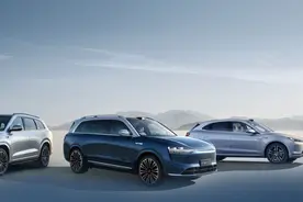 问界系列多款车型OTA再升级 安全系数智驾能力再提升图片
