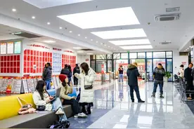 金华婺城零工市场一站式服务促就业图片
