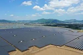 光伏产业加速“入海”图片