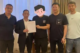 前妻带走儿子又送养他人 成都男子31年后终和儿子团聚图片