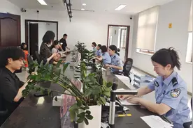 “一次都不跑”！成都换补出入境证件可“全程网办”图片