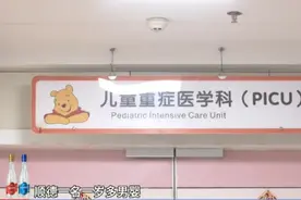 痛心！1岁男婴吃果冻窒息死亡，提醒：这些食物不要喂给孩子吃图片