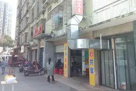 长沙母子三人为癌症患者开“爱心厨房”：炒菜只要2元，虽然很难但仍能坚持图片