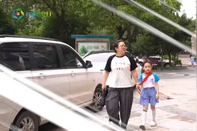 “爸爸妈妈去上班，我也去‘上班’！”这里的暑期课程“泰”丰富！图片
