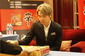 柯洁挑战申真谞失利，遭遇对阵七连败图片