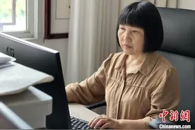 湖北“英子姐姐”助五千余困难学生圆求学梦图片